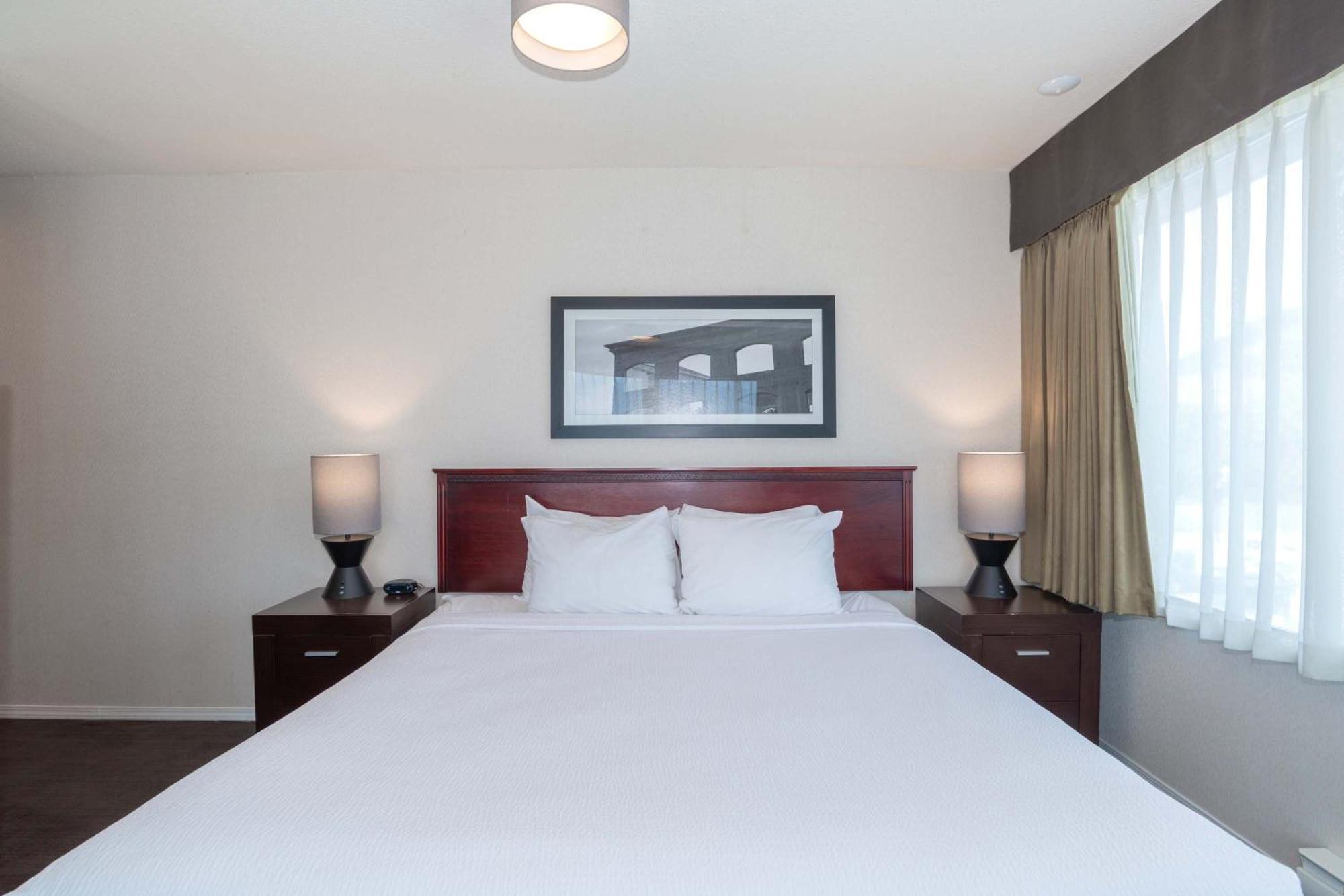Sandman Hotel פנטיקטון מראה חיצוני תמונה